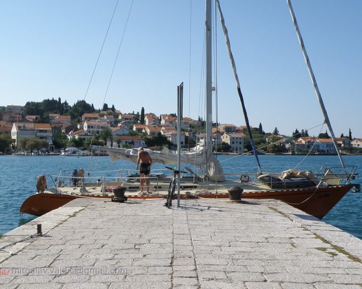 Otok Ugljan